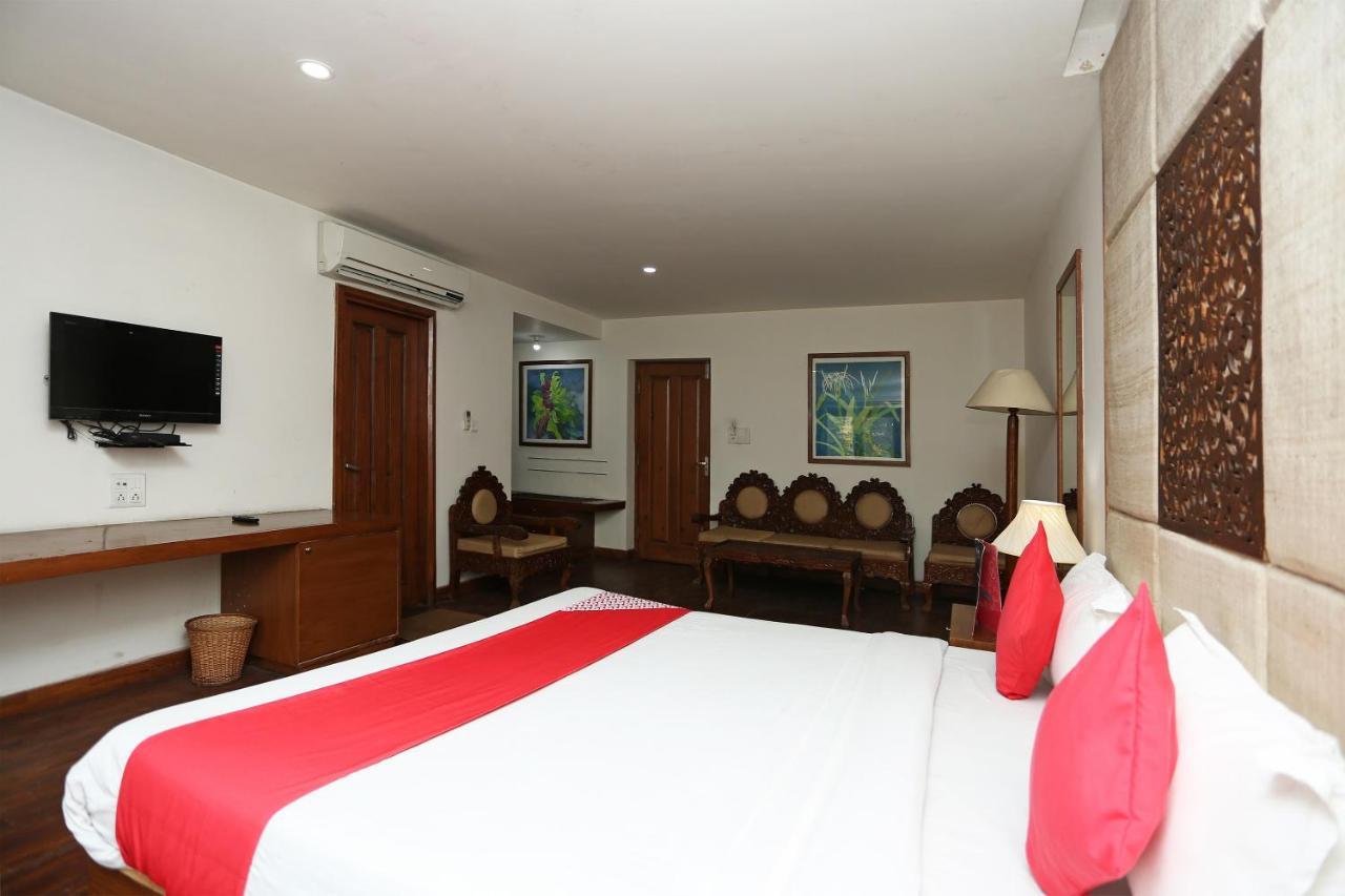 Oyo 27008 Paradise Gateway Hotel Srinagar  Exterior photo